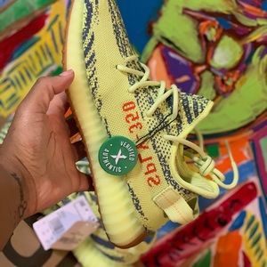 Yeezy 350 Boost V2 Semi Frozen Yellow